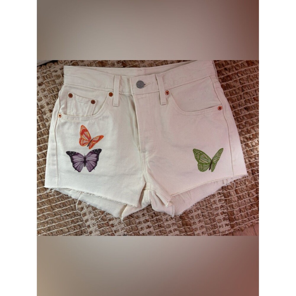 Levi's 501 Cream Give Me Butterflies
Shorts Denim 25
